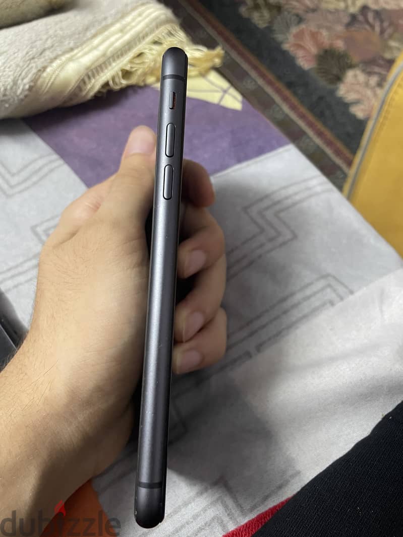 Apple - iPhone 11 2
