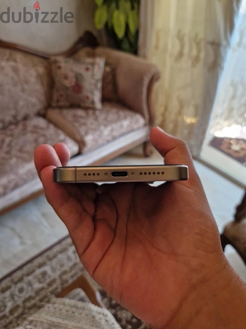 Apple - iPhone 15 Pro Max 2