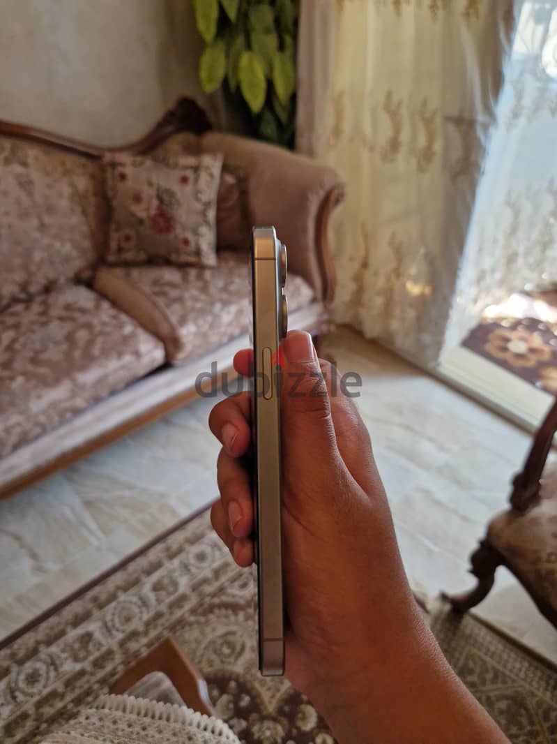 Apple - iPhone 15 Pro Max 3