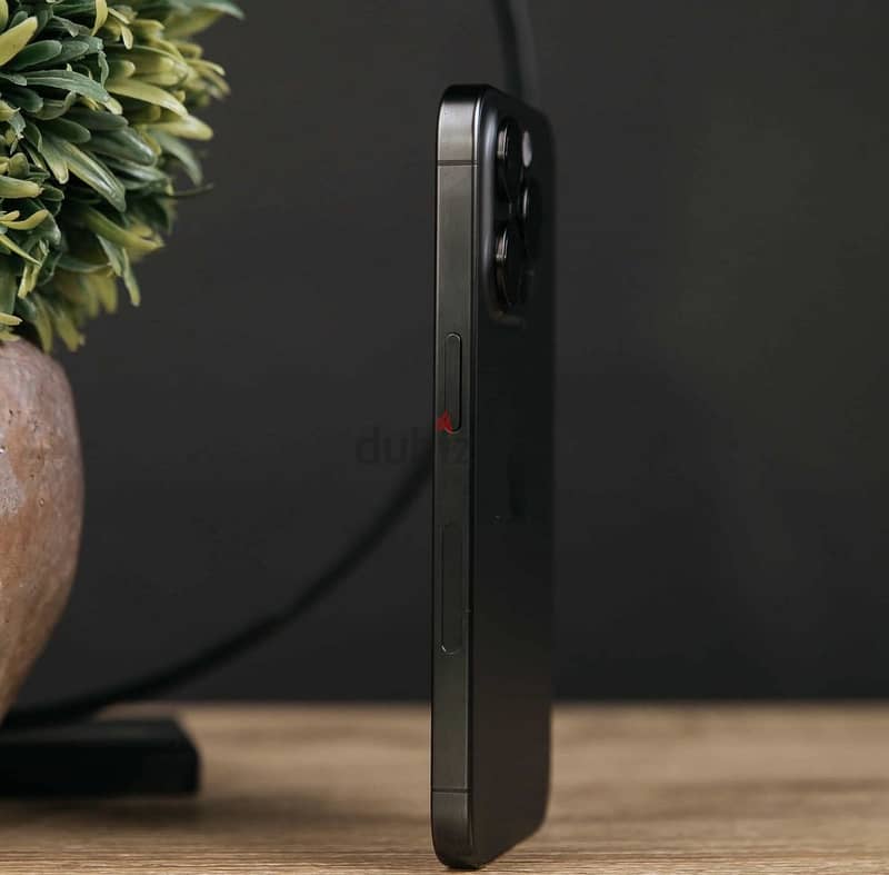 Apple - iPhone 15 Pro 6