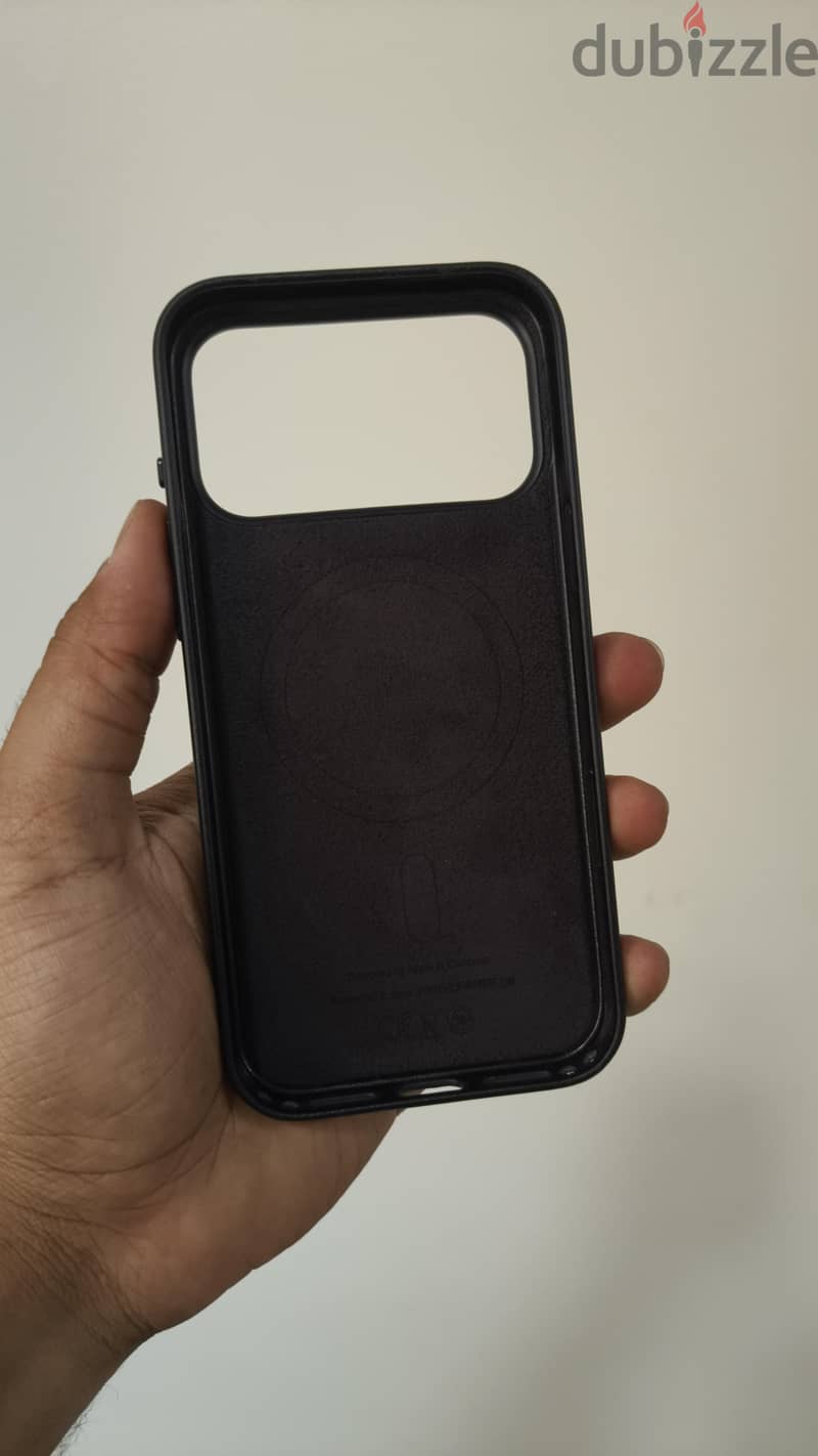Covers iPhone 17 Pro Max 2