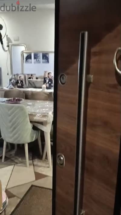 شقه فاخره سوبر لوكس للبيع في اخر النقل والهندسه ٧٥ متر
