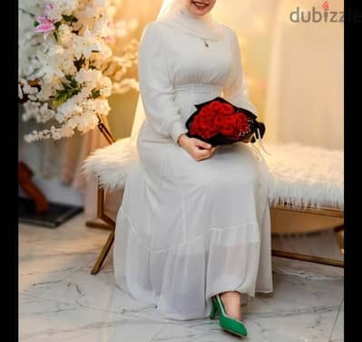 فستان مناسب لي خطوبتك أو قراءة فاتحه