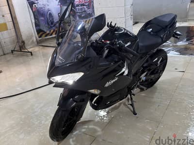 للبيع كوازاكي نينجا ٤٠٠ ABS kawasaki ninja