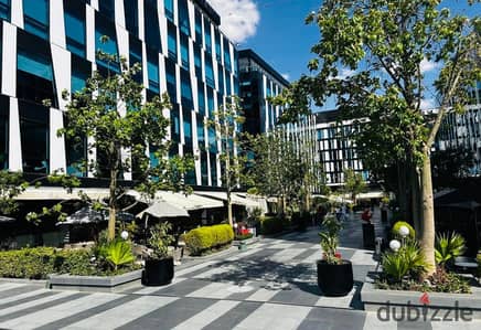 مكتب متشطب للايجار في بارك ستريت 90م Fully finished office for rent in park street
