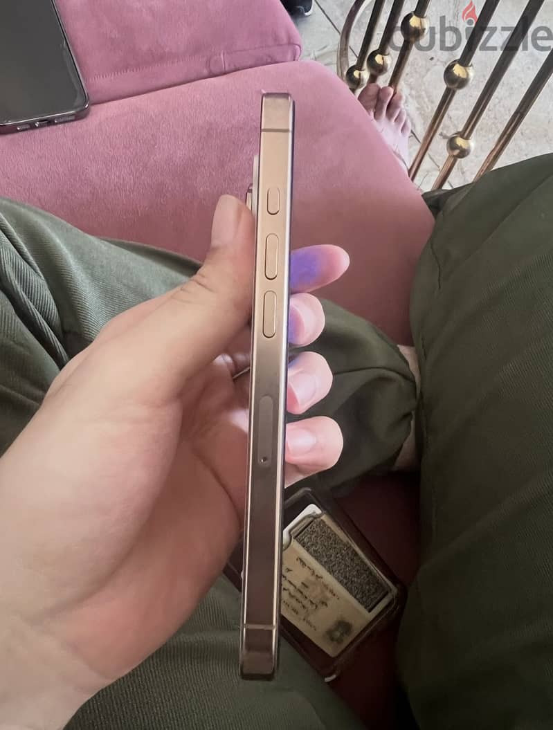 Apple - iPhone 16 Pro 3