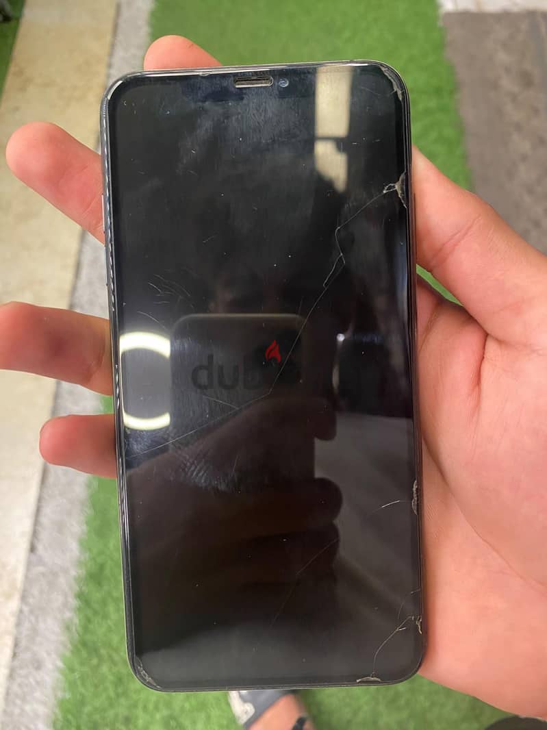 Apple - iPhone XS Max 2