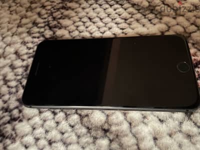 Apple - iPhone 8 Plusيصلح للصيانه او قطع غيار