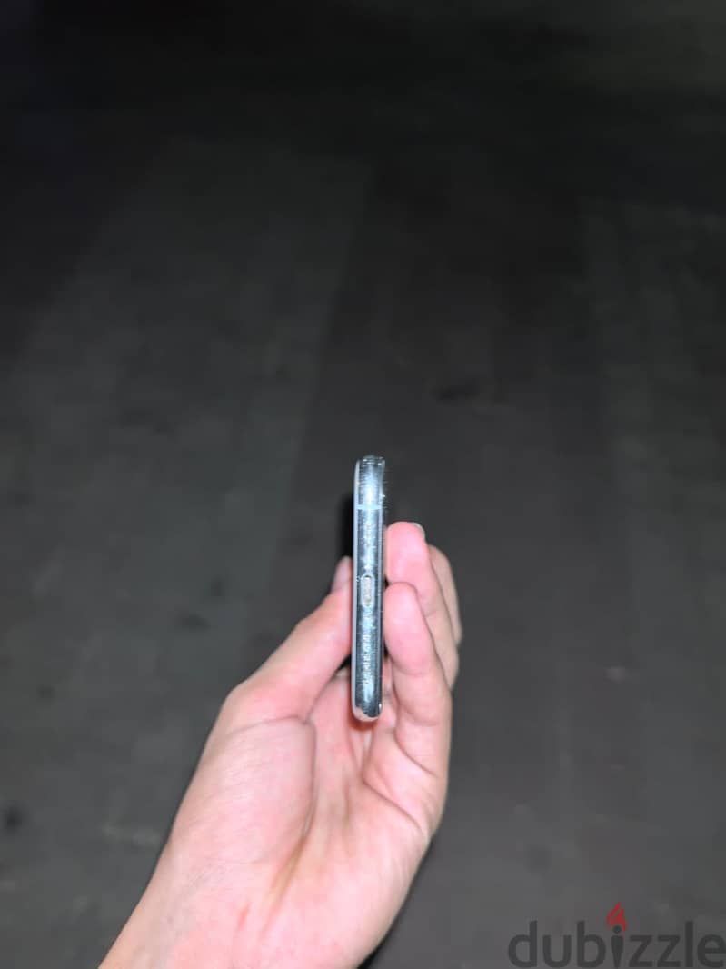 Apple - iPhone XS 1