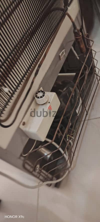 ديب فريزر اليكتروستار مستعمل ٦ درج