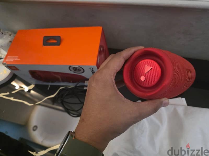 JBL CHARGE 5 SPEAKER 1