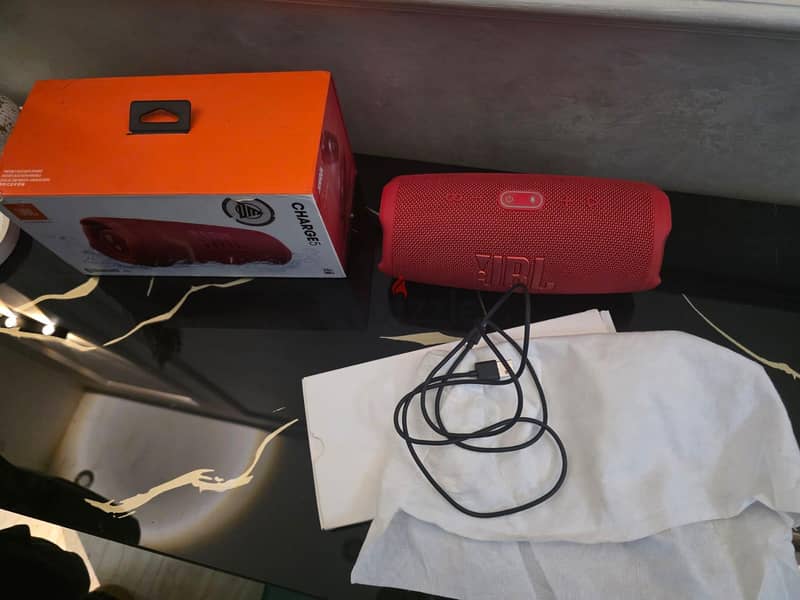 JBL CHARGE 5 SPEAKER 3