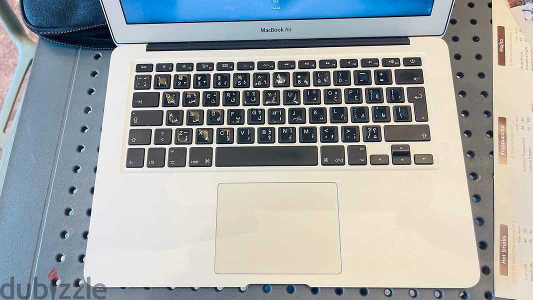 MacBook Air 2014 in new condition 2