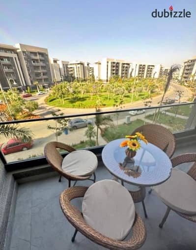 Apartment at half price in Taj City compound taj city in Al Tagamo'a directly opposite the airport and in front of the Kempinski Hotel