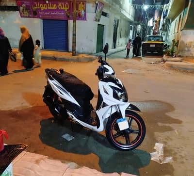 اسكوتر sym حاله الفيبر 90٪