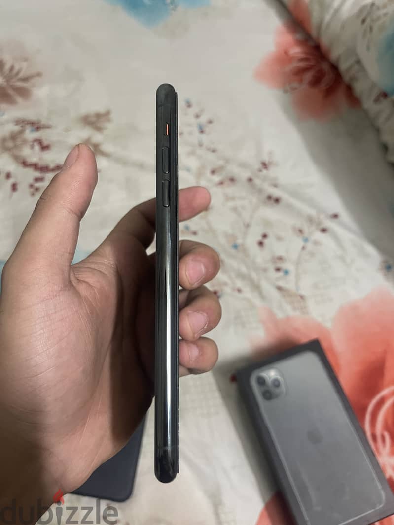 Apple - iPhone 11 Pro Max 5