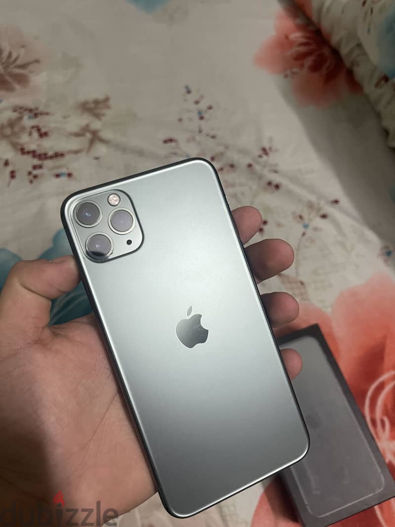 Apple - iPhone 11 Pro Max 6