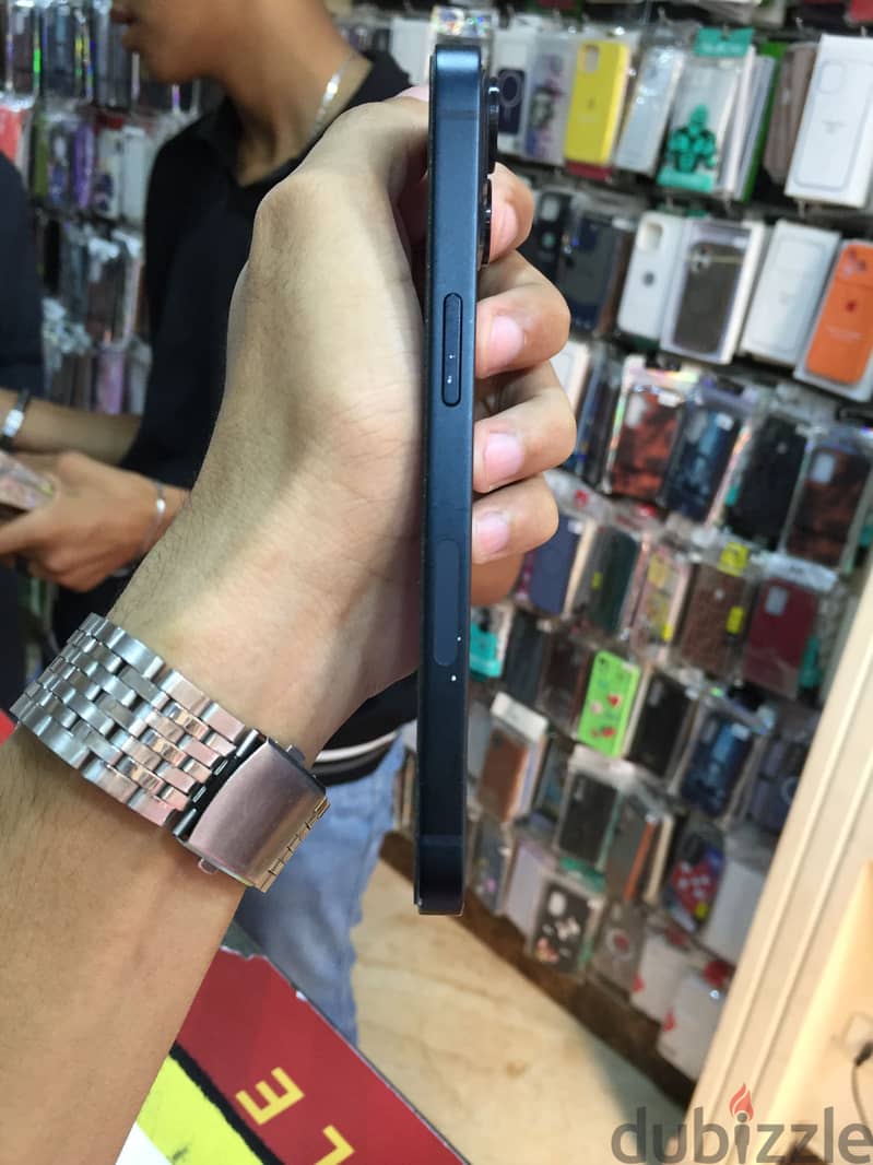 Apple - iPhone 13 7