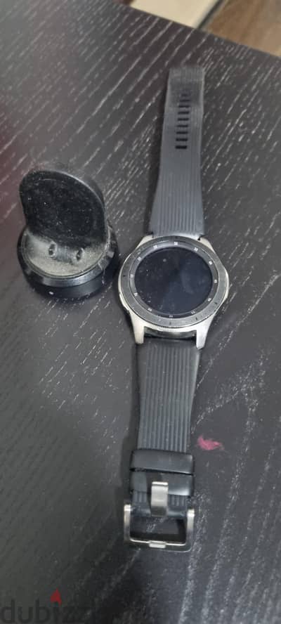 Samsung Galaxy Watch & Charger