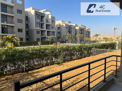 apartment Fully Finished & Furnished-ready to move - very prime location-forsale in fifth square
