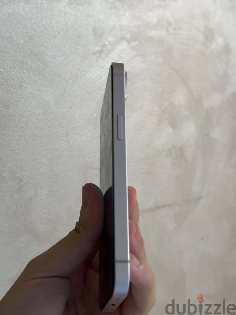 Apple - iPhone 13 4