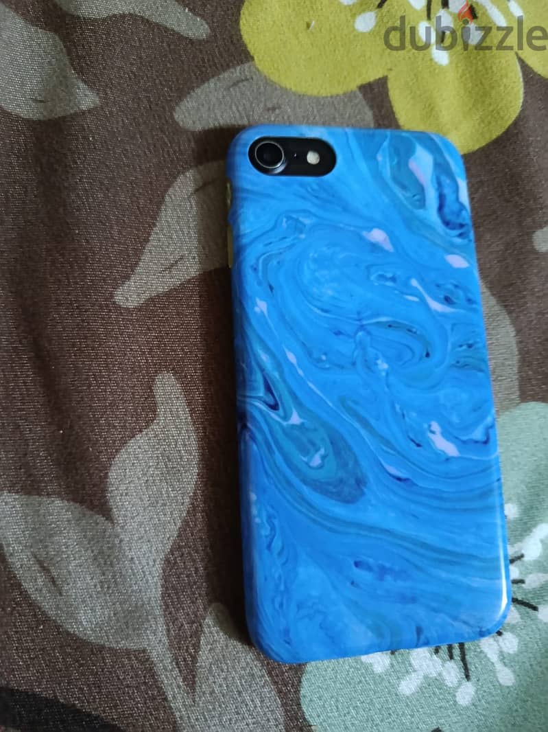 Apple - iPhone 7 4