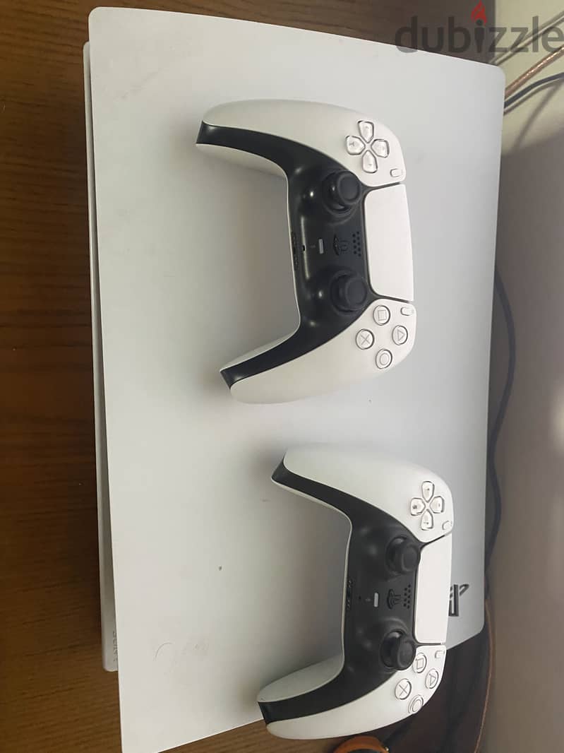 Ps5 2 controllers - fat disc 1