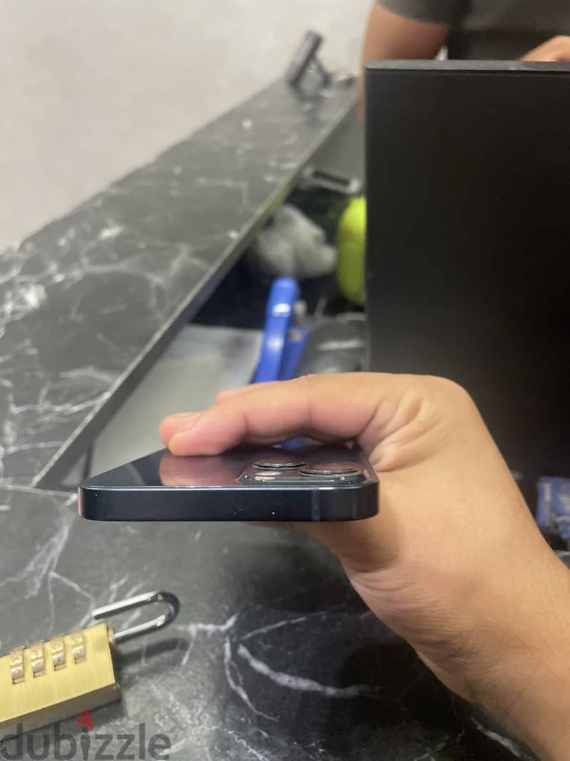 Apple - iPhone 13 5