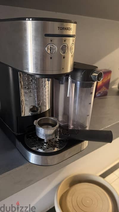 Delonghi Ec221 Pump Espresso & Coffee Machine, 1.4 Litre, Black