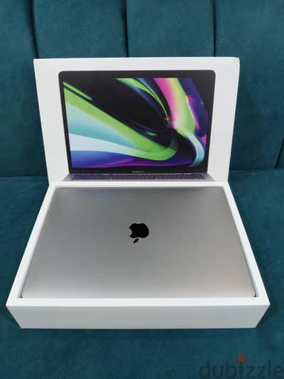 MacBook pro M1 2020 Hard 512 Touch Bar Like New
