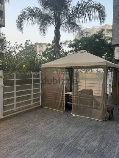 شقه للبيع  بحديقه خاصه - مدينتي - B12- من المالك بدون وسيط