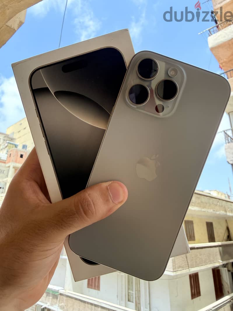 Apple - iPhone 16 Pro Max 1