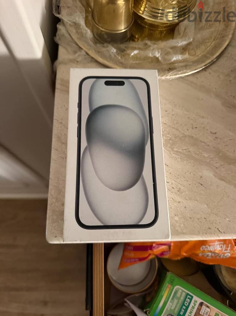 Apple - iPhone 15 2