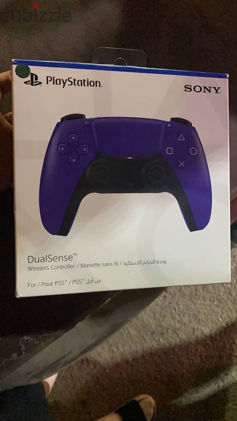 PlayStation 5 digital with extra controller 1