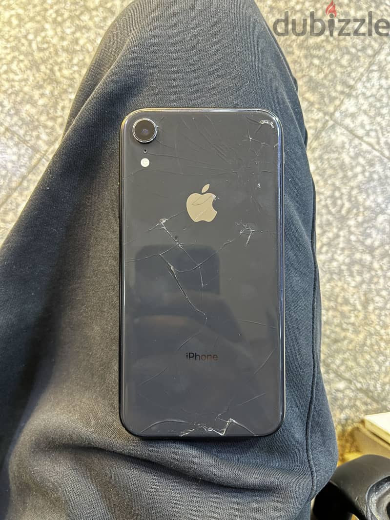Apple - iPhone XR 2