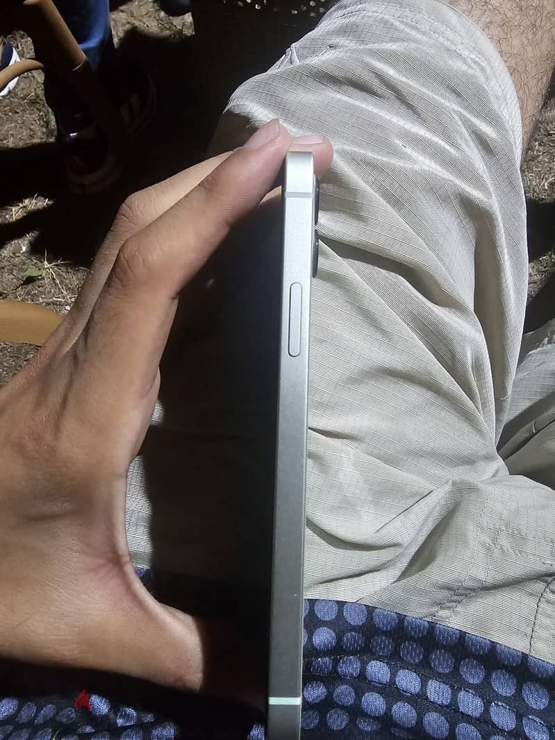 Apple - iPhone 12 3