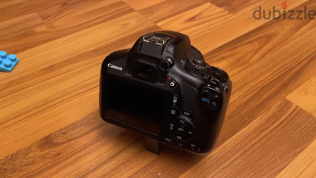 Canon 2000D 3
