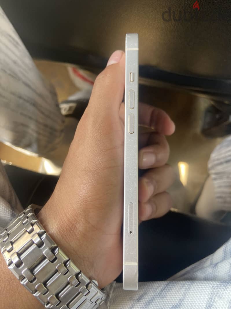 iPhone 13 3