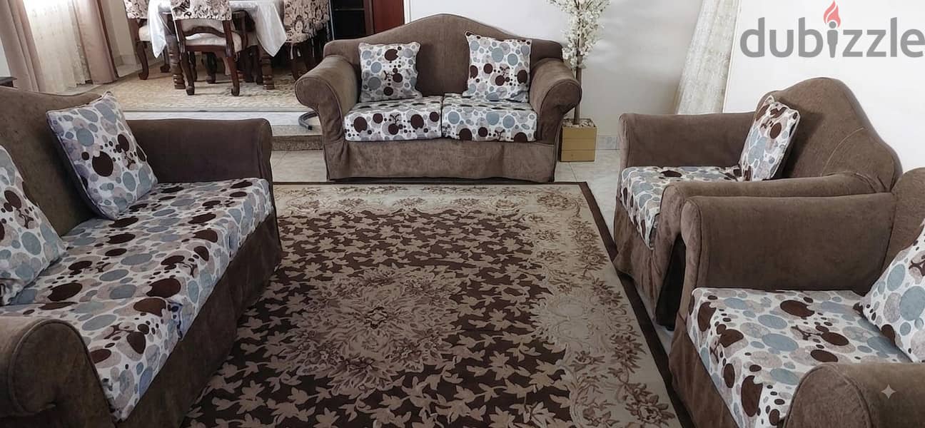Full living room 2