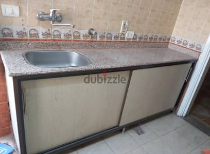 مطبخ قطعتين برخامة