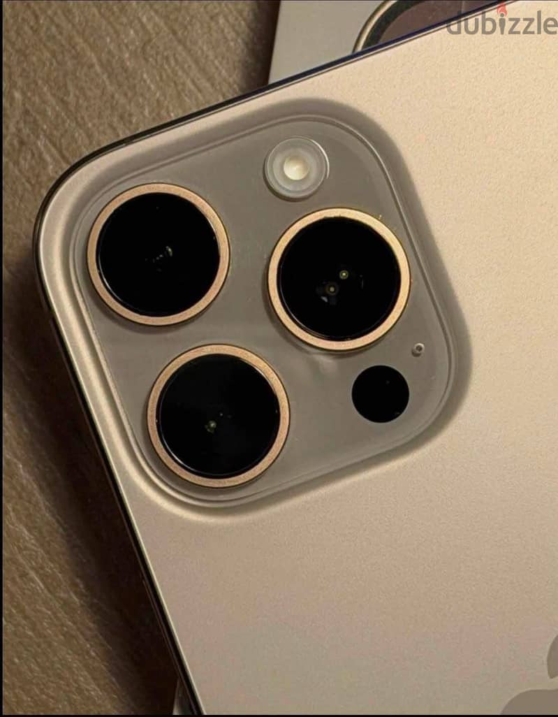 Apple - iPhone 16 Pro Max 5