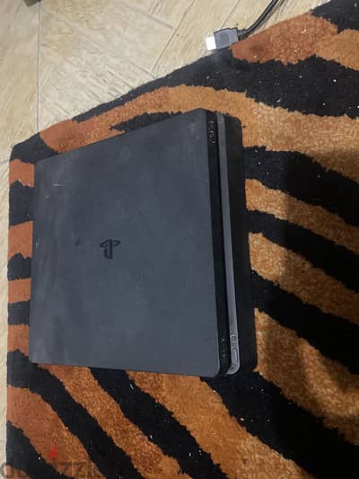 Black PS4