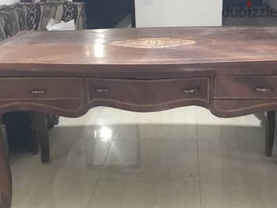 اثاث مكتبى
