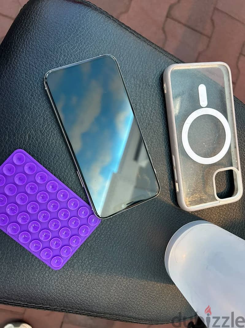 Apple - iPhone 11 Pro 1