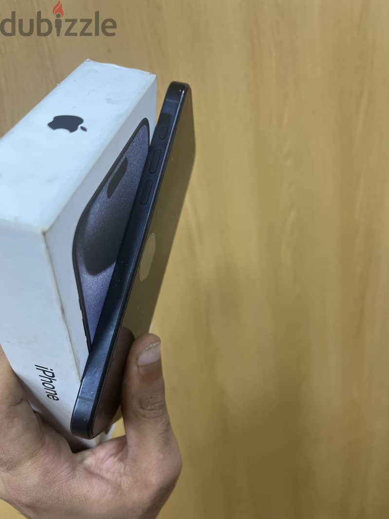 iPhone 15 pro max 256g 4