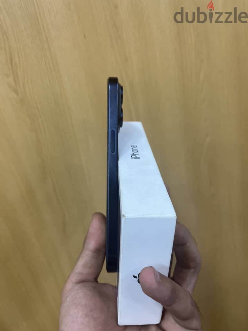 iPhone 15 pro max 256g 5