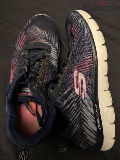 Original Skechers shoes/ original levi’s shoes
