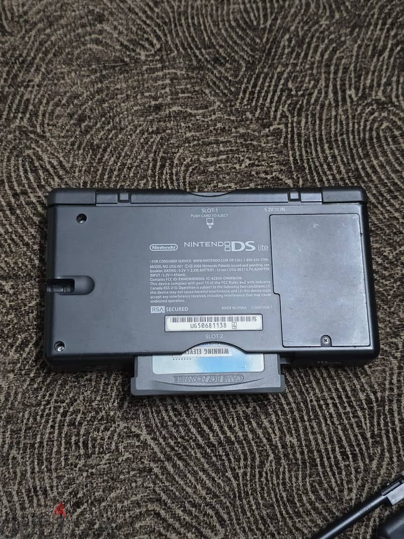 Nintendo ds lite 5