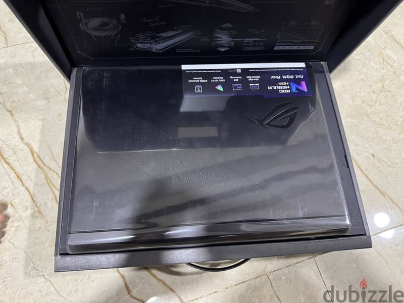 Asus rog strix scar 18 1