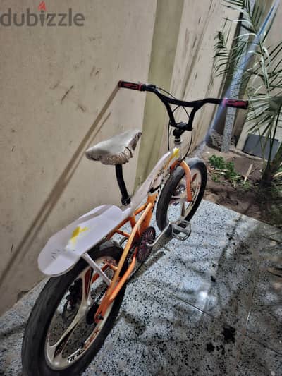 عجلة شبابي BMX